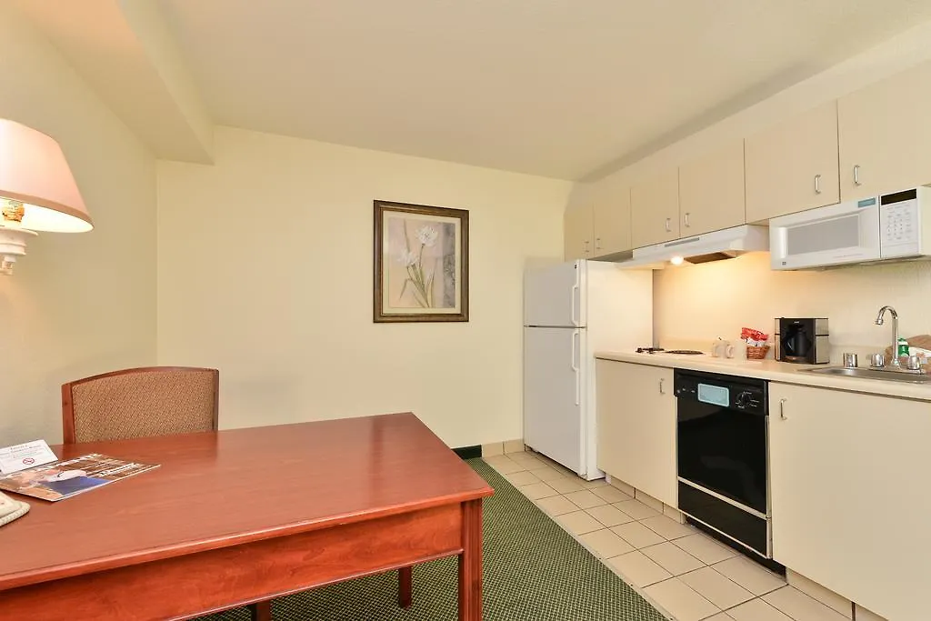 Hawthorn Suites Sacramento Hotel