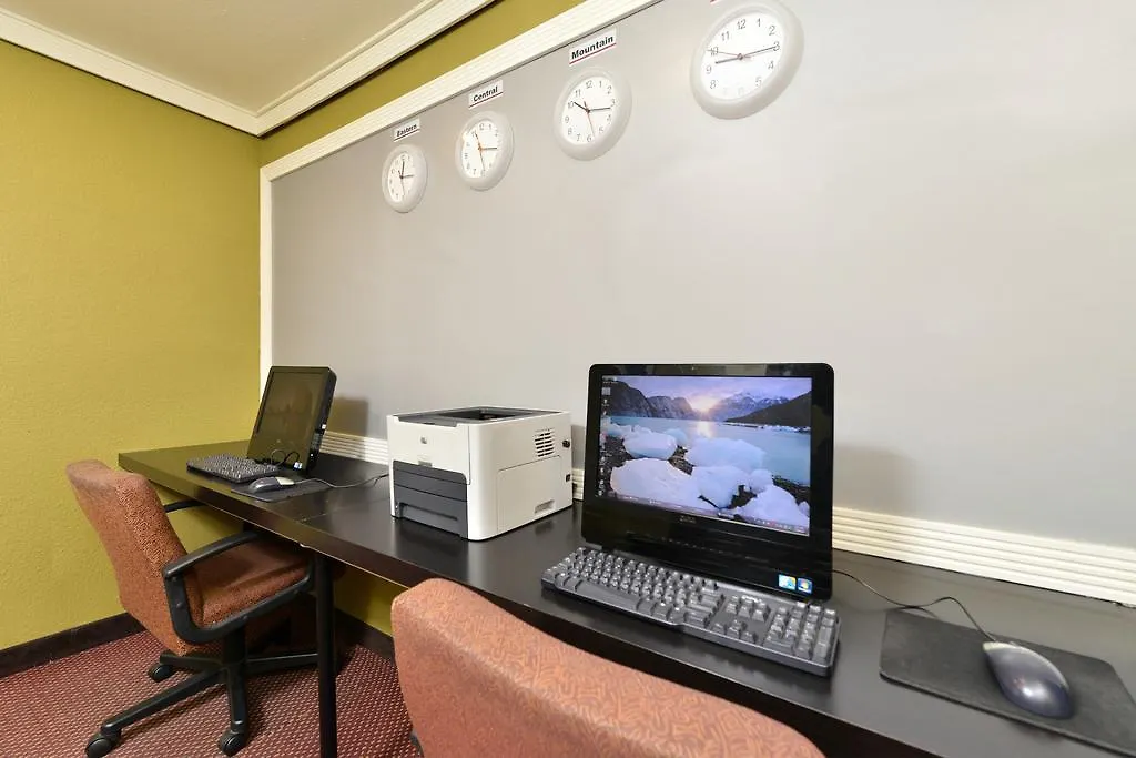 Hawthorn Suites Sacramento 3*,