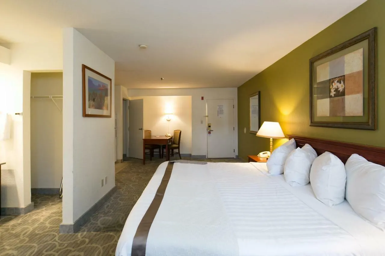 Hotel Hawthorn Suites Sacramento